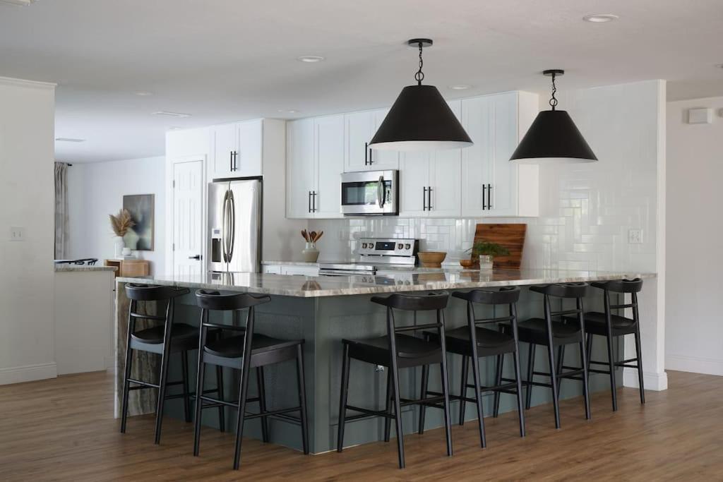 Remodeled 4Br Pool Home / Golf View/Near Beaches Sarasota megye Kültér fotó