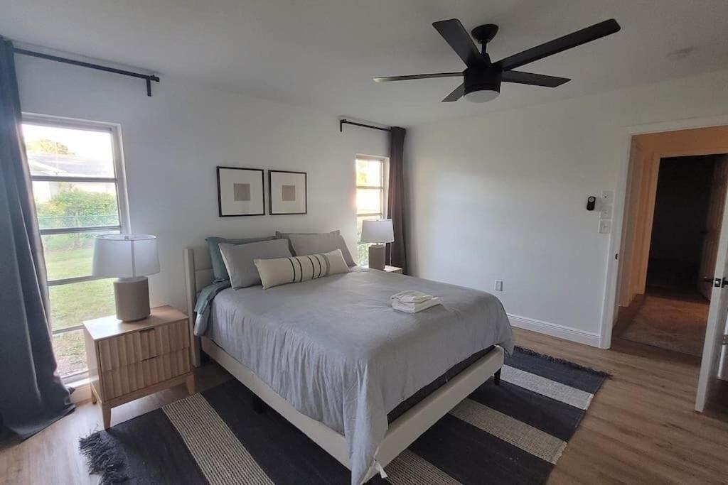 Remodeled 4Br Pool Home / Golf View/Near Beaches Sarasota megye Kültér fotó