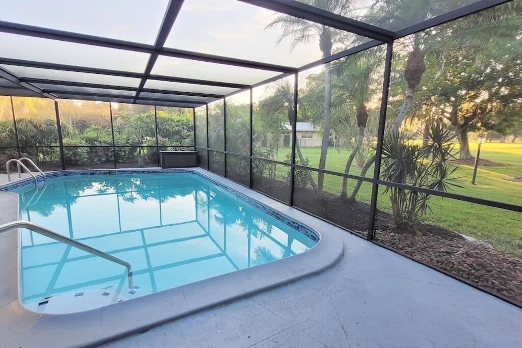 Remodeled 4Br Pool Home / Golf View/Near Beaches Sarasota megye Kültér fotó
